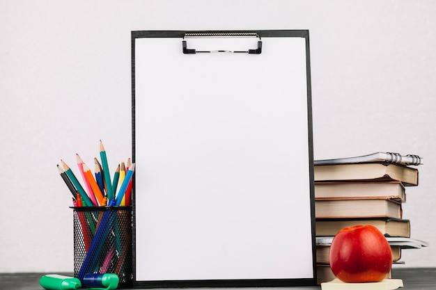 关于清江古河床的诗句(清江如练的诗句有那些)